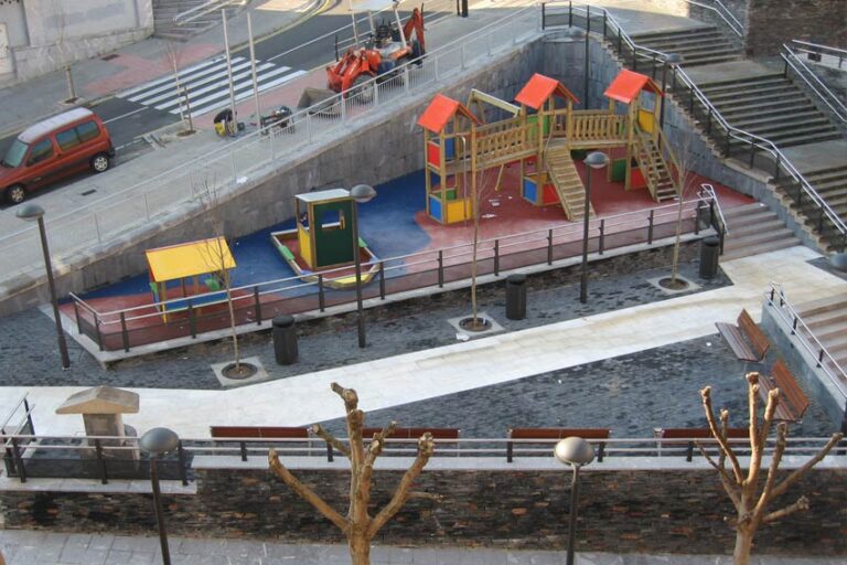 12.–plaza-triangular-matriz