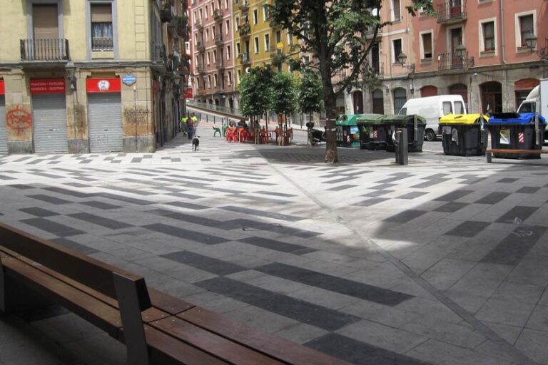 13.3.a.–plaza-tres-pilares-matriz