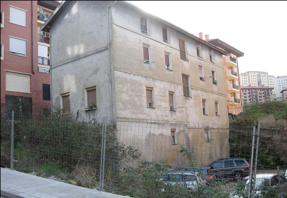 17.-derribo-camino-bosque-3-antes